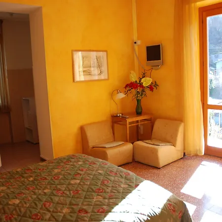 Il Perlo ホテル 3*